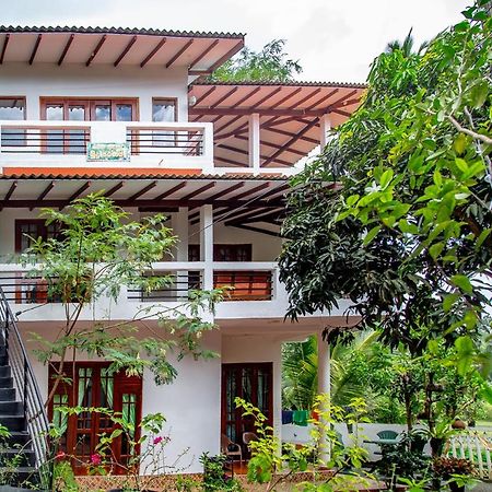 Happy Villa Hikkaduwa Dış mekan fotoğraf